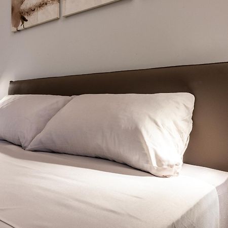 Elegant Design ApartmentDuomo-NavigliA/C E Wi-Fi Милан Экстерьер фото
